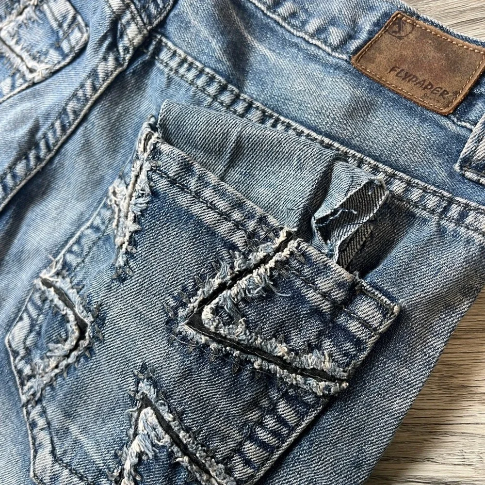Flypaper Jeans Mens 30x30 Blue Light Wash Distressed Cross Embroidered Y2K Baggy